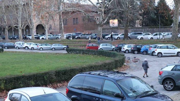 Divieti e parcheggi gratuiti Ecco la viabilità delle feste