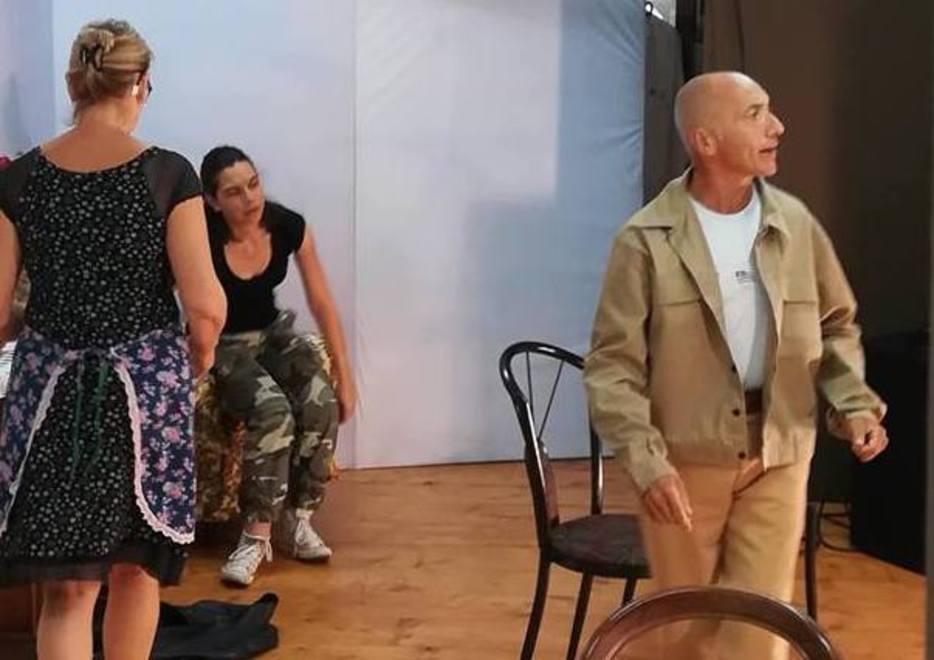 Domani sera risate in dialetto con la Compagnia di Mirabello