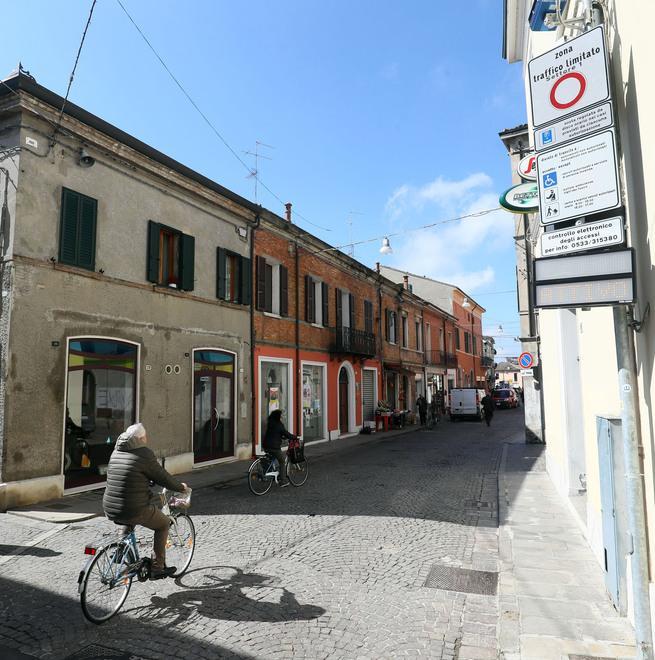 Traffico e sosta vietata Un fine settimana di divieti e limitazioni