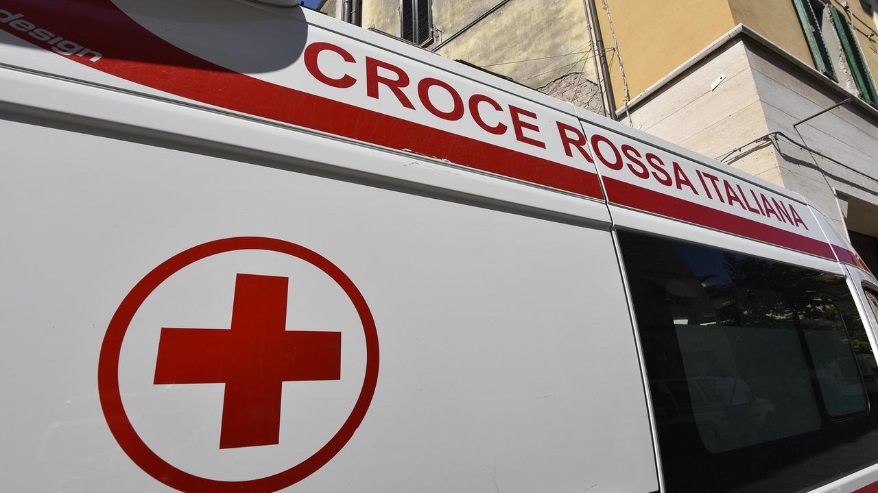 Nasce sulla barella dell'ambulanza della Cri