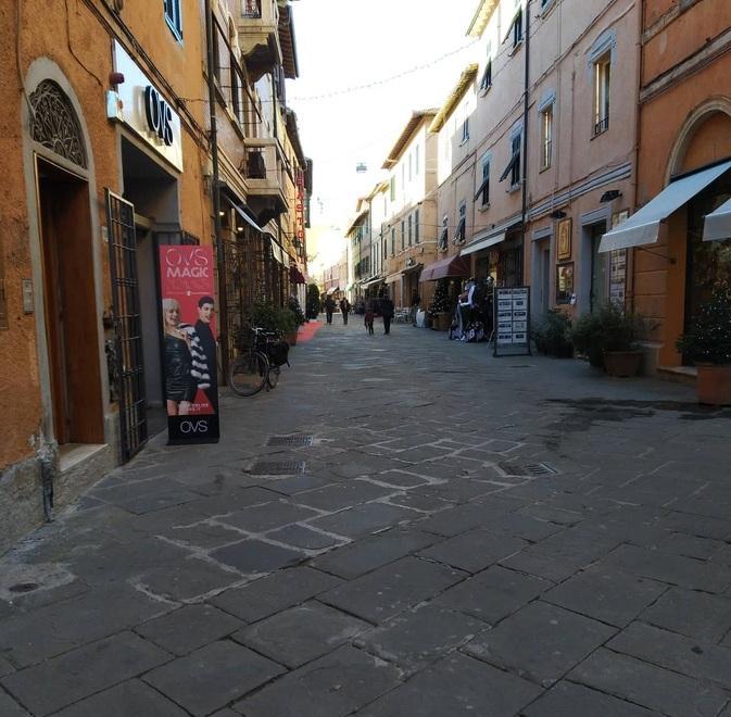 Commercio, in centro chiudono 6 negozi 