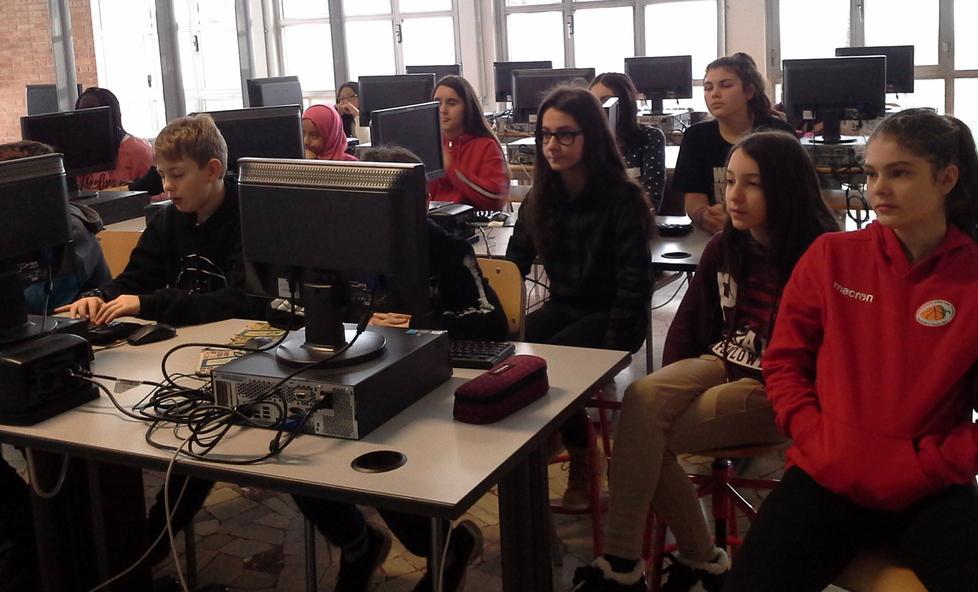 La scuola “incontra” don Ciotti con Etwinning «Emorragia di umanità»