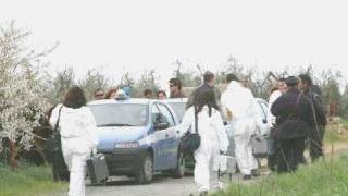 La scientifica sul luogo del delitto
