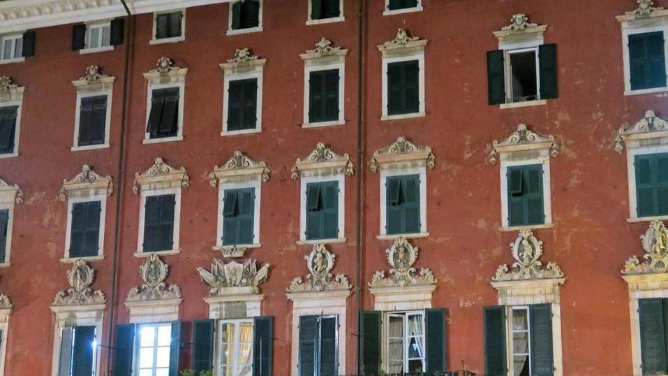 Riaprono i salotti di palazzo Del Medico: dedicati all’arte