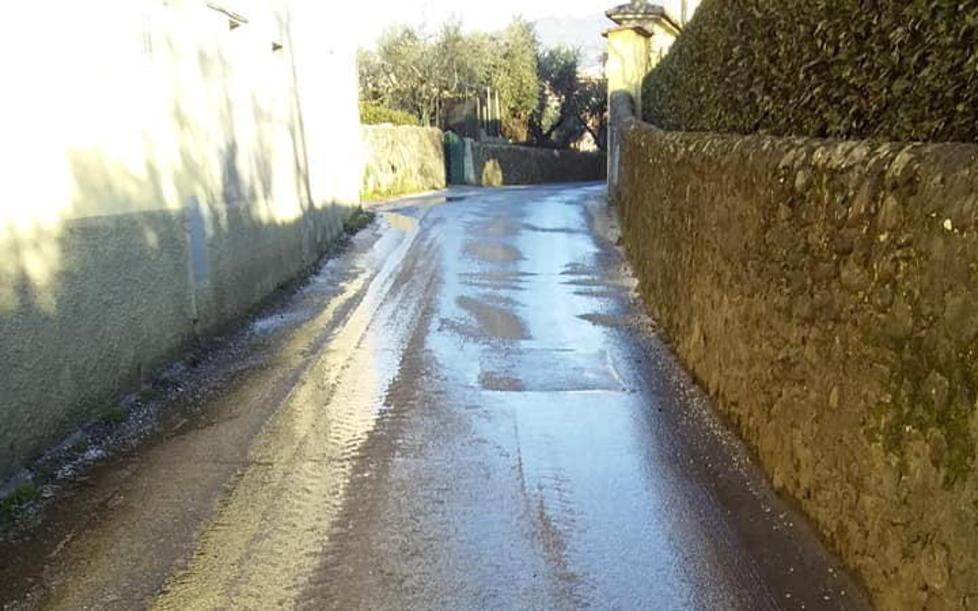 Ghiaccio per una perdita d’acqua