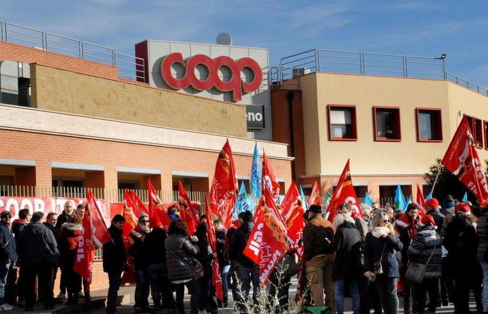 Unicoop Tirreno, ora si discute degli incentivi all’esodo 