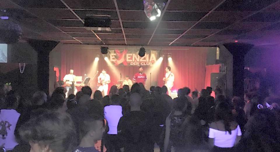 L'interno dell'Exenzia Club di via Sambo a Maliseti