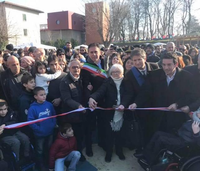 Una festa per tutta la città, aperto alle Piagge il parco intitolato a Maurizio Alberti 