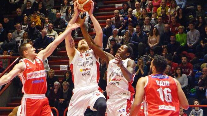 Pistoia ritrova Dom Johnson e annichilisce il forte Varese