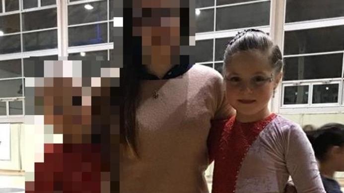 Gare con il lutto al braccio oggi il ricordo nella sua scuola