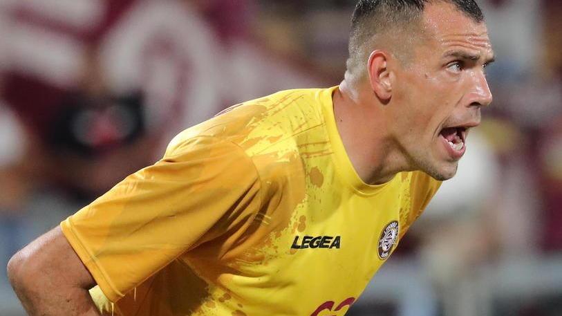 Livorno, c'è Leali se parte Mazzoni. Ecco gli obiettivi per l'attacco
