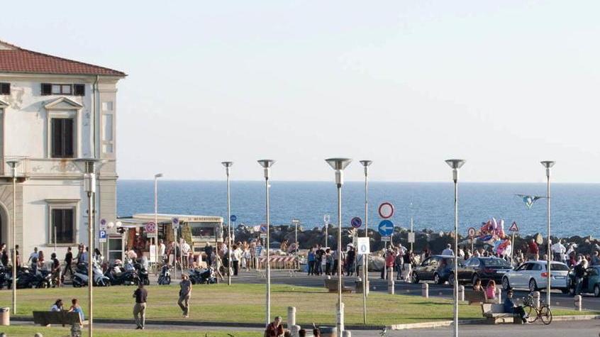 Diventerà pedonale il fronte mare di piazza Baleari a Marina di Pisa