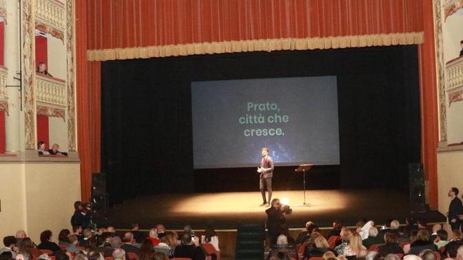 Biffoni cita Benigni: «Via, mi ricandido» E snocciola i risultati della sua giunta