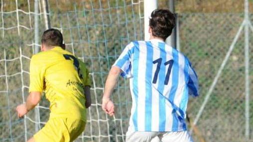Ko sul campo del fanalino, due infortuni e un rosso Il Venturina riparte male