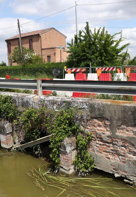 Tornano i lavori al ponte Da domani non si passa