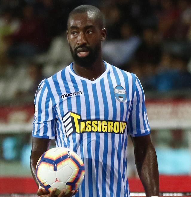 Djourou verso il Basilea Poi si stringerà per Andreolli Verona forte su Costa
