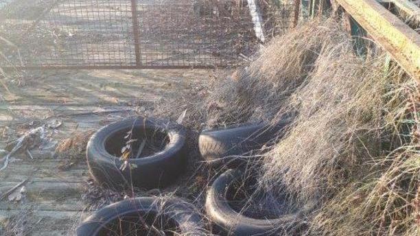 Nuova discarica a cielo aperto nelle campagne di Roncocesi