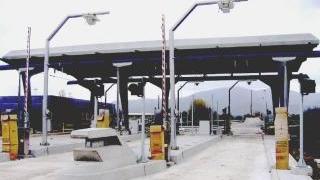 Un casello autostradale in costruzione