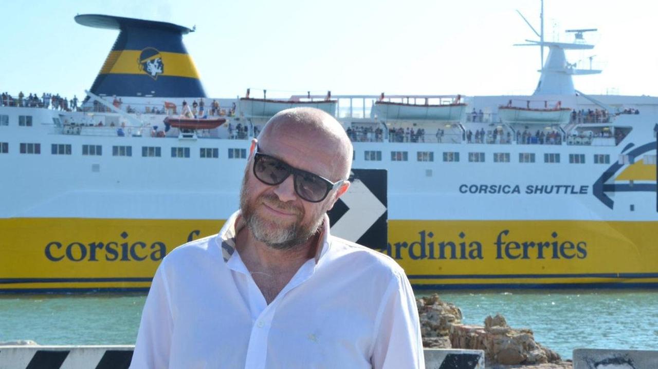 Il sindaco Filippo Nogarin durante un sopralluogo all'Alto Fondale