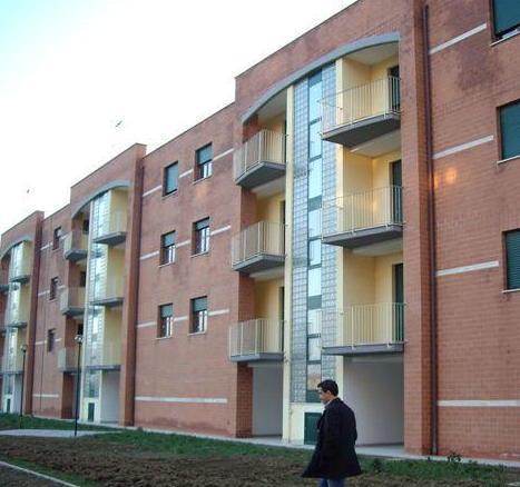 Tubo del gas rotto, famiglia con neonato da giorni al freddo