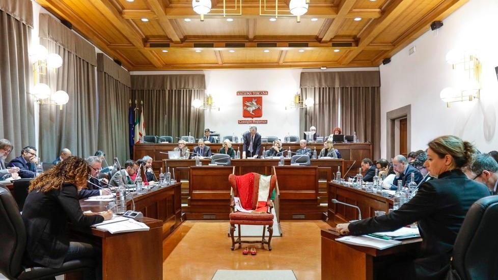 «Finanziamenti diretti alle associazioni contro le giunte omofobe»