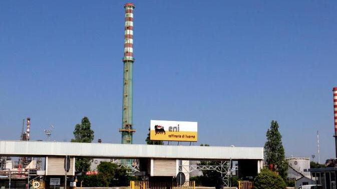 Cattivi odori a Calambrone Torna sotto accusa la raffineria Eni