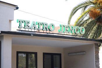 Sul palco non serve essere speciali