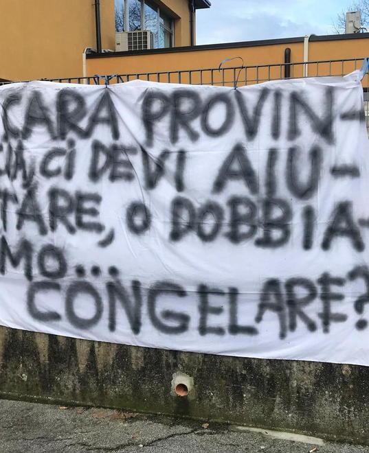Scuole ancora al freddo Mobilitati gli studenti 