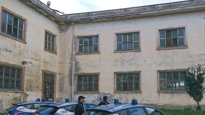 Ex colonia Olivetti in degrado blitz della polizia, un denunciato