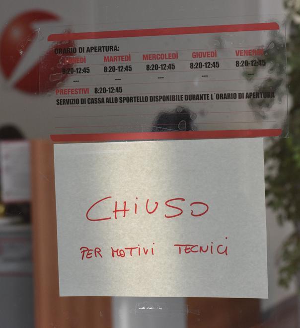Il cartello “Chiuso per motivi tecnici”