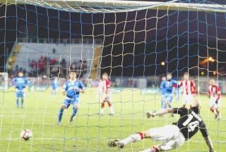 Il brasiliano Eder realizza dal dischetto il gol che decide la sfida interna contro il Vicenza E’ il nono squillo del brasiliano