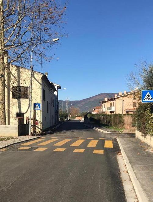 Illuminazione a led in via Case Bianche i lavori sono in corso 
