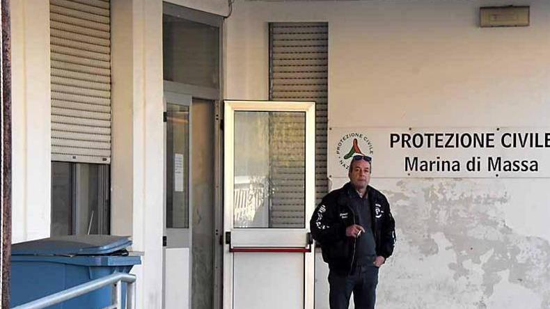 Gelo al ricovero per senzatetto e i volontari se ne vanno
