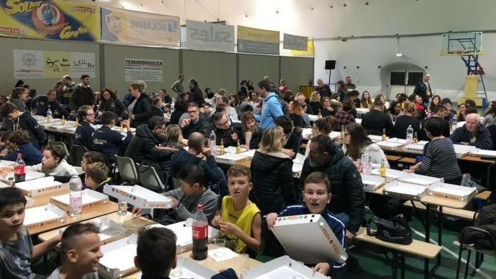 Palla a spicchi e tanta allegria con il Torneo della Befana