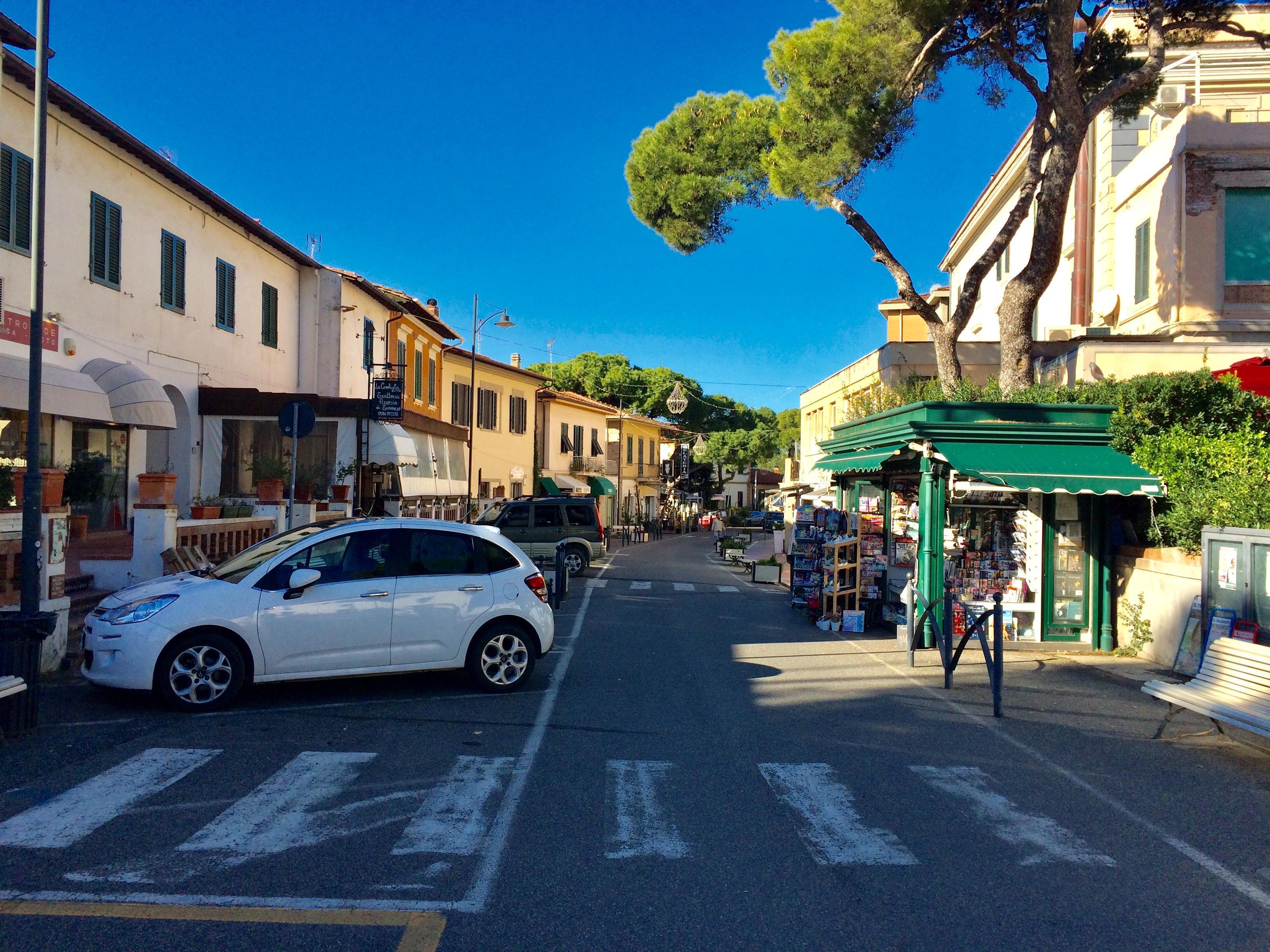 Una veduta di via Fucini