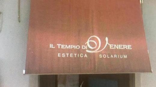 Ladri al centro estetico portano via il denaro dal registratore di cassa