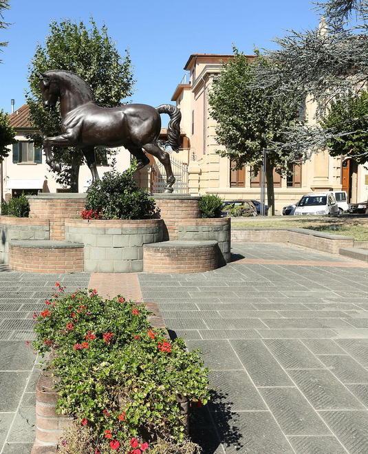 Idee e fondi per il centro storico domani un incontro in piazza 