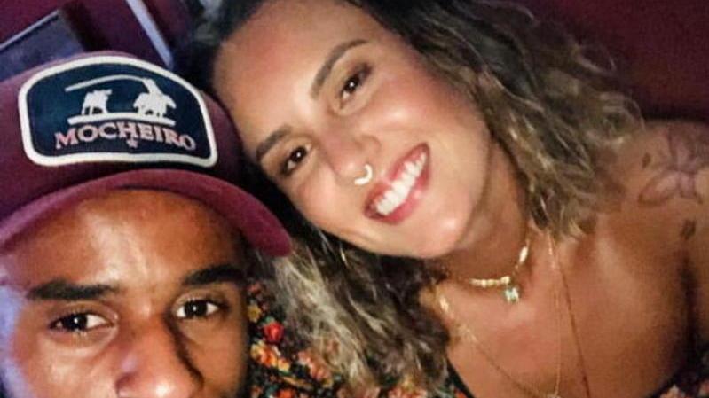 Maicon l’ha rifatto: è rimasto in Brasile, foto di aperitivi, massaggi e belle ragazze
