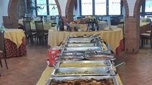 Pancia mia fatti capanna: arriva il buffet degli sciatori