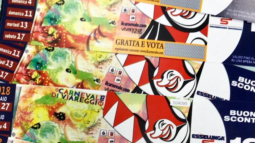 Biglietti cumulativi del Carnevale di Viareggio (foto d'archivio)