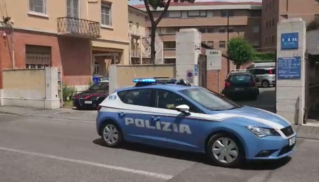 Una volante della polizia