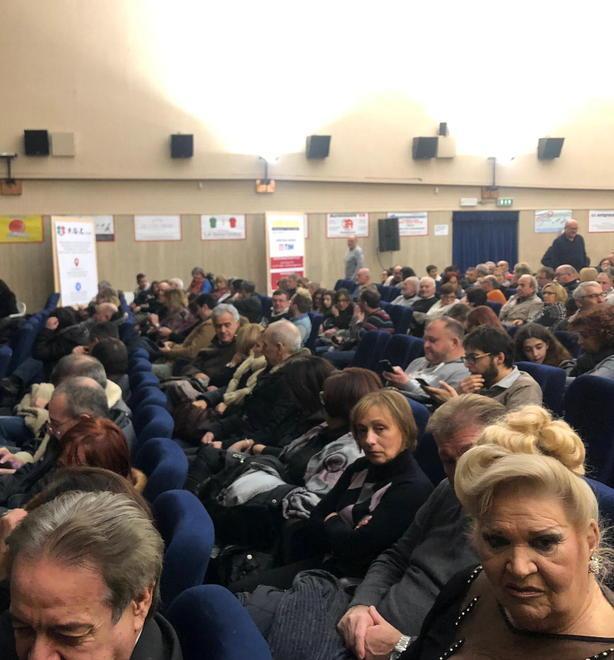 Teatro esaurito per l’omaggio alla memoria di Niki Giustini 