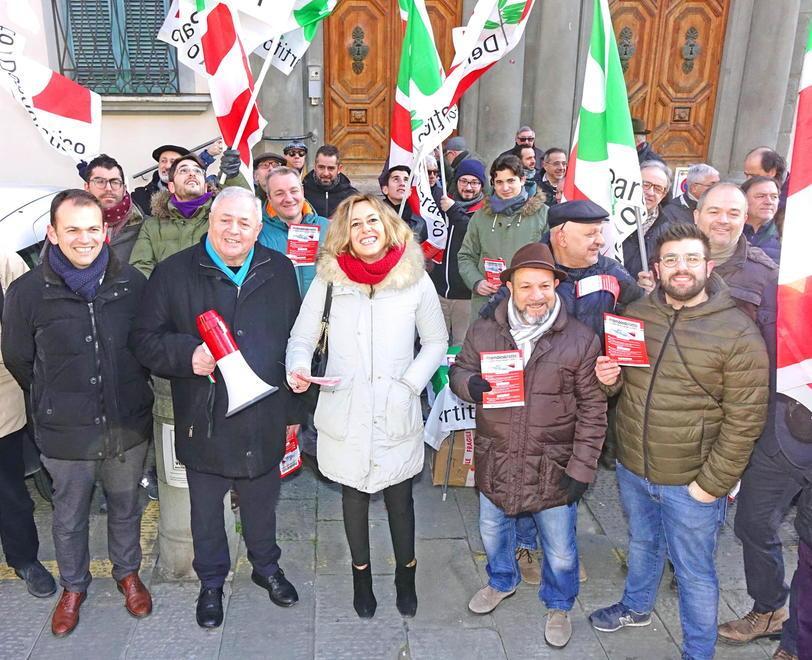 Il no del Pd alla manovra di governo