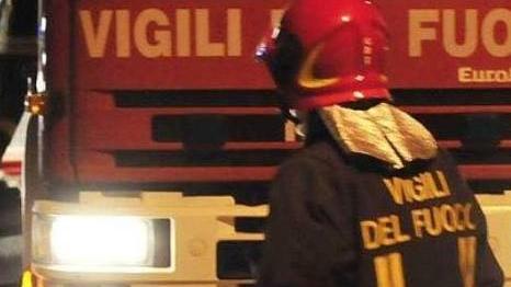Distrutto da un incendio un ricovero per attrezzi sulla via Mammianese