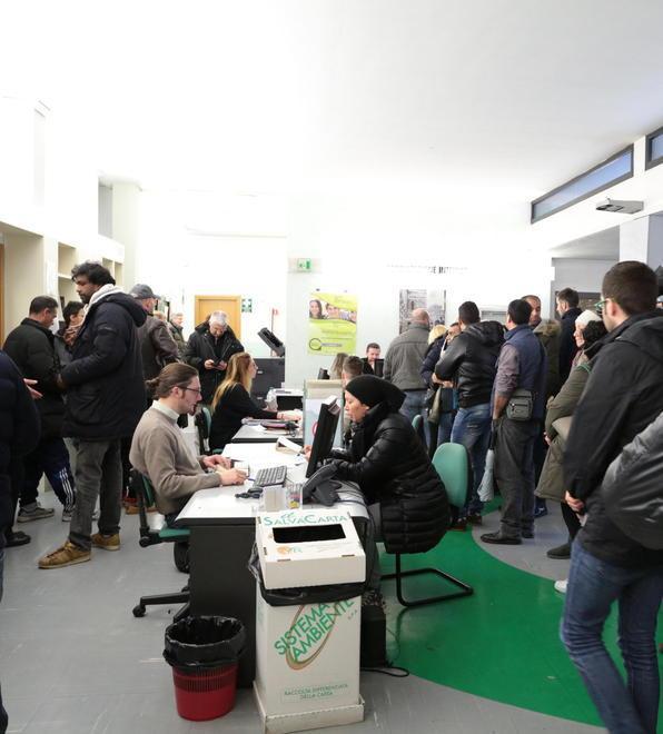 Reddito di cittadinanza in arrivo: è corsa alla disoccupazione 