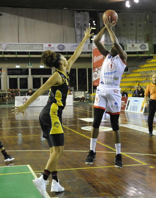 Gesam Gas beffata sulla sirena San Martino vince all’overtime 