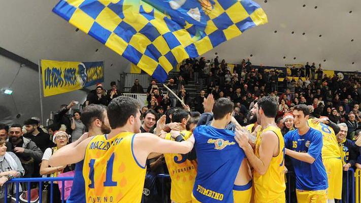 Fiato sospeso, tre errori viola e per Piombino è festa grande