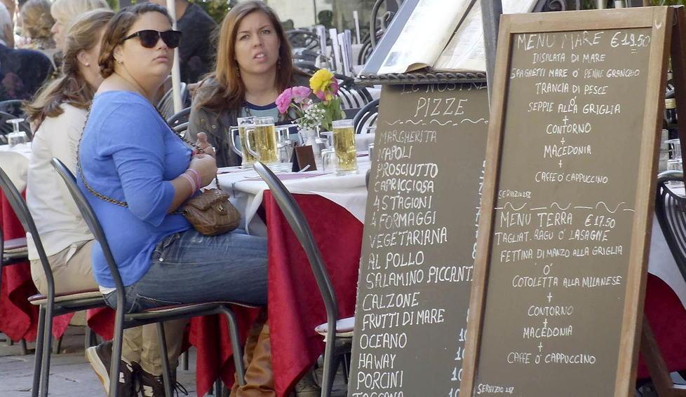 Stop a nuovi bar e ristoranti: prorogato il divieto ma è in arrivo il regolamento 