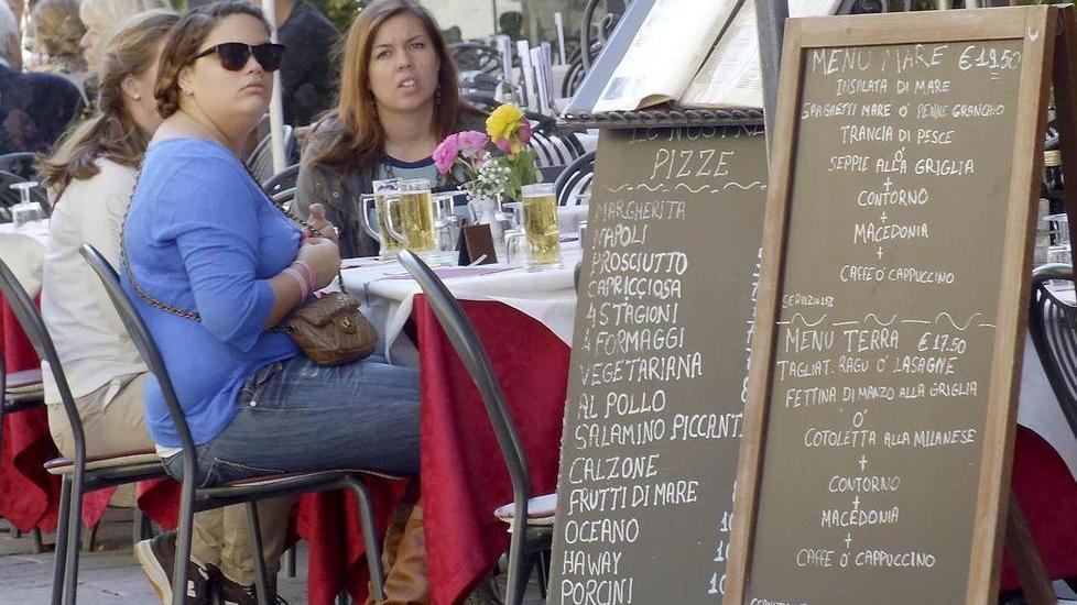 Stop a nuovi bar e ristoranti: prorogato il divieto ma è in arrivo il regolamento