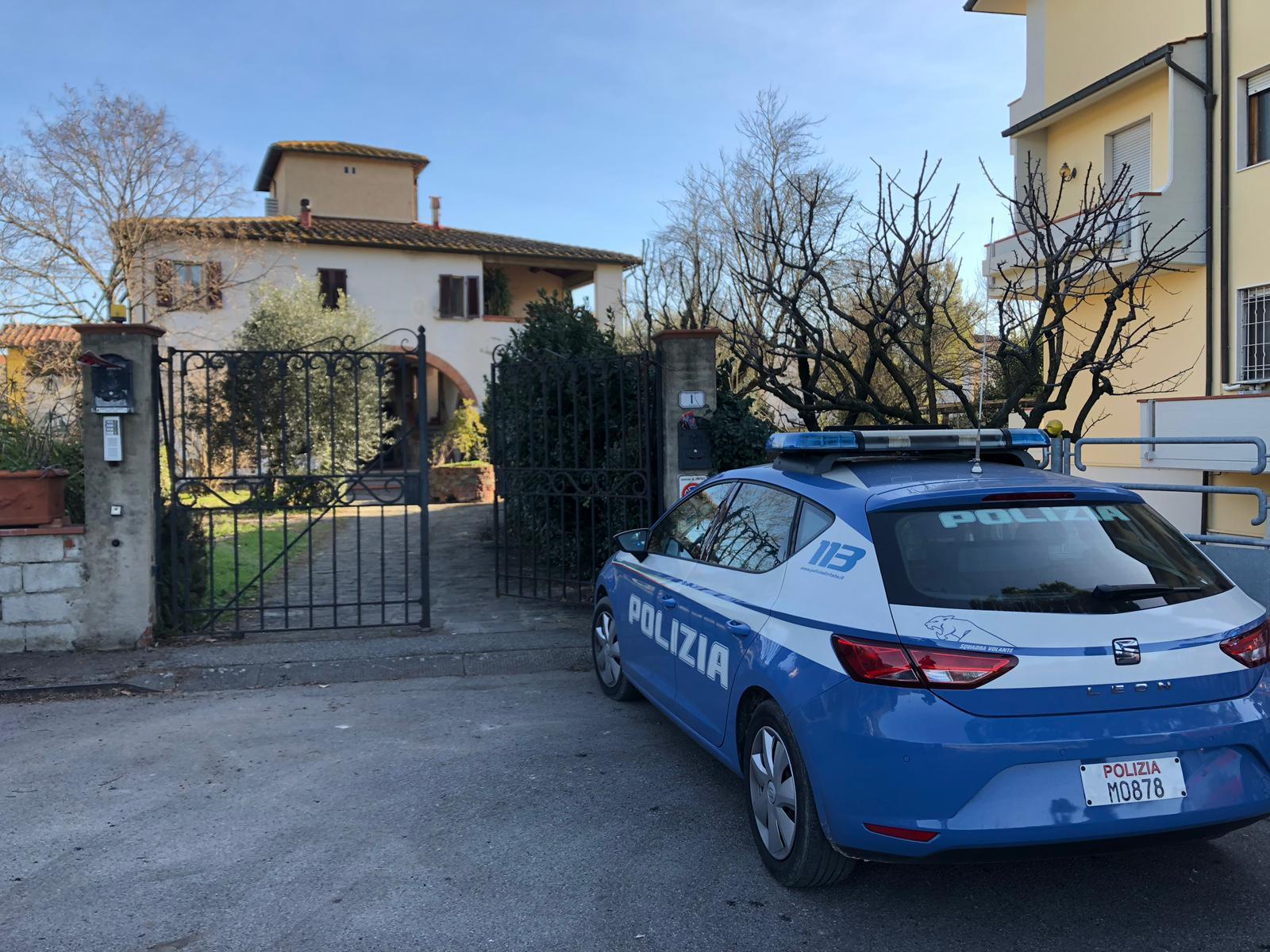 L'intervento della polizia (Foto Agenzia Carlo Sestini)